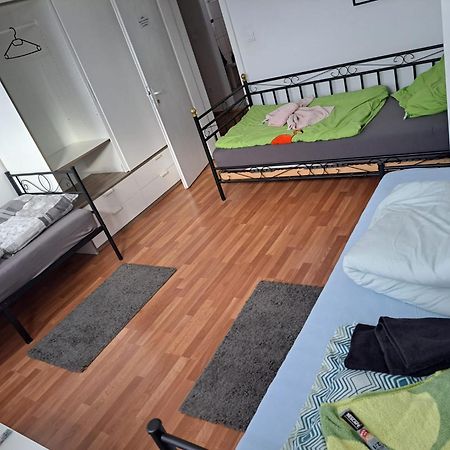 Stellas Monteurwohnungen Werdau Buitenkant foto